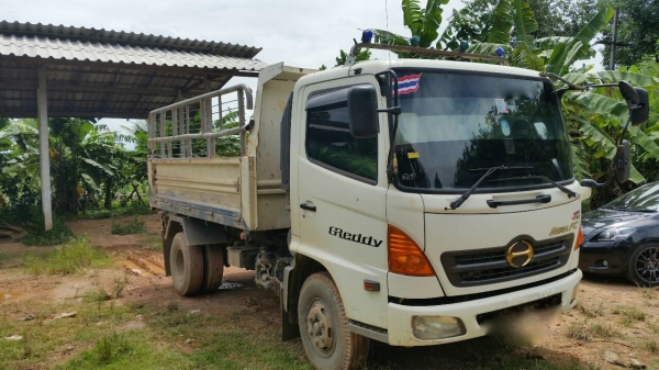 รถฮีโน่ 6 ล้อดั้ม FC4J  150 แรงม้า. ปี 49   ( รถวิ่ง 25x,xxx กม. )         สนใจติดต่อ  081 - 6079515