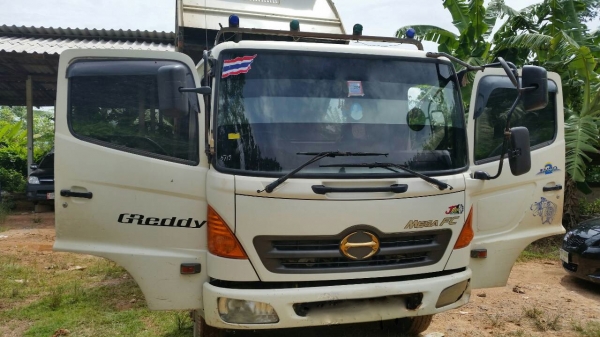 รถฮีโน่ 6 ล้อดั้ม FC4J  150 แรงม้า. ปี 49   ( รถวิ่ง 25x,xxx กม. )         สนใจติดต่อ  081 - 6079515