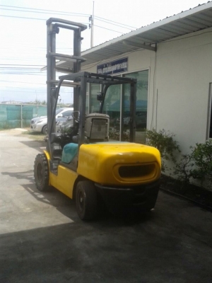 ขายรถยกโฟร์คลิฟท์ดีเซลยี่ห้อKOMAT'SU FD30 - 12  (ตามสภาพ)