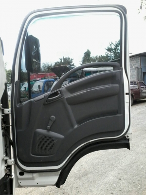 ขาย6ล้อ NPR150หัวตึกปี54กระบะยาว5เมตรพร้อมคอกแป็ปประปา