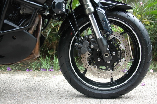 ขาย Kawasaki Versys 650 ABS ปี 2012 พร้อมของแต่ง