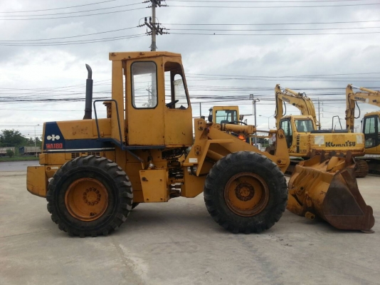 มาใหม่ !! ขายรถตักล้อยาง WA180-1 ยี่ห้อ KOMATSU นำเข้าจากต่างประเทศแท้ 100\% สภาพสวย ไม่เคยใช้งานในไท มาใหม่ !! ขายรถตักล้อยาง WA180-1 ยี่ห้อ KOMATSU นำเข้าจากต่างประเทศแท้ 100\% สภาพสวย ไม่เคยใช้งานในไท