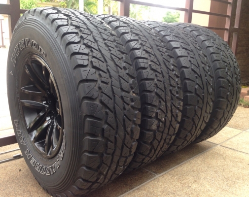 ล้อ off road ขอบ15 พร้อมยาง All Dunlop 31 10.5 R15 ดอกเต็มๆ