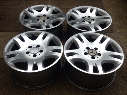 ล้อแท้ BENZ ขอบ17 กว้าง 8นิ้ว off +35 สภาพดี ไม่เคยซ่อม