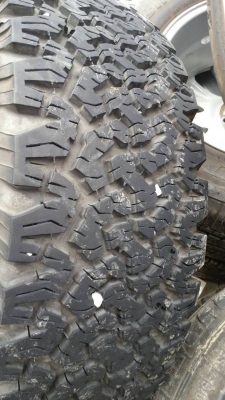 ล้อเล็บเหยี่ยวพร้อมยาง BF265 70 16 ปี 14 ชุดล่ะ 32,500