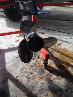 ขายเครื่องเรือนิสสันหาวยาว 2จังหวะ 150แรง เก่านอกยังไม่เคยใช้ในเมืองไทย สภาพสวยครับ ขายถูกครับ 98000 บาท