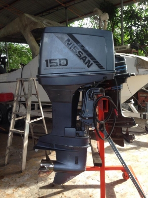ขายเครื่องเรือนิสสันหาวยาว 2จังหวะ 150แรง เก่านอกยังไม่เคยใช้ในเมืองไทย สภาพสวยครับ ขายถูกครับ 98000 บาท