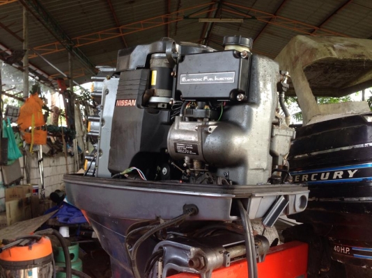 ขายเครื่องเรือนิสสันหาวยาว 2จังหวะ 150แรง เก่านอกยังไม่เคยใช้ในเมืองไทย สภาพสวยครับ ขายถูกครับ 98000 บาท