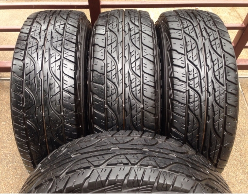 ยาง All Dunlop 225 70 15 สิ้นปี13 เนื้อนิ่มๆ