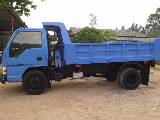 ขาย6ล้อดั้ม ISUZU 150 แรงปี48 ห้างแท้ ต่อดั้มใหม่ทั้งลูก เอกสารพร้อม (จัดเเน้นได้5แสน )