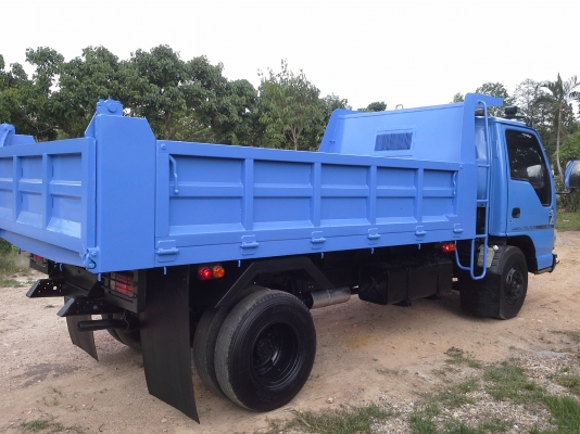 ขาย6ล้อดั้ม ISUZU 150 แรงปี48 ห้างแท้ ต่อดั้มใหม่ทั้งลูก เอกสารพร้อม (จัดเเน้นได้5แสน )