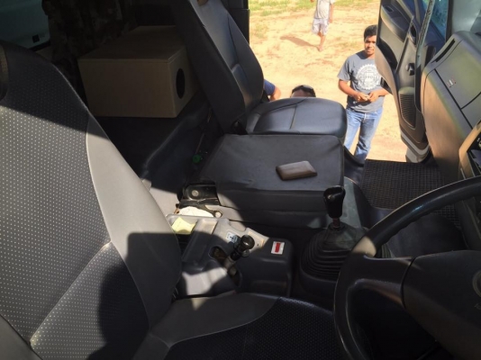 22 ล้อแม่-ลูก 360 แรงปี 2555 รถสวย ยางสวย รถห้างแท้เดิมๆ ไมล์ 2.55 แสน ดั้มสวยเรียบ ลูก 3 คาน สวย