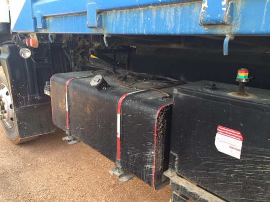 22 ล้อแม่-ลูก 360 แรงปี 2555 รถสวย ยางสวย รถห้างแท้เดิมๆ ไมล์ 2.55 แสน ดั้มสวยเรียบ ลูก 3 คาน สวย