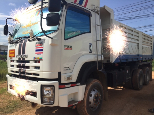 22 ล้อแม่-ลูก 360 แรงปี 2555 รถสวย ยางสวย รถห้างแท้เดิมๆ ไมล์ 2.55 แสน ดั้มสวยเรียบ ลูก 3 คาน สวย