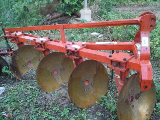 ผาน 4 ตราช้าง