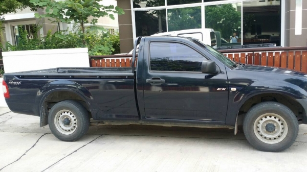 ISUZU SPARK 2.5 ปี 2011