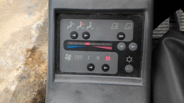 320D # BWZ02064 6987ชั่วโมง รถปี2007 แทรก80 เก่าญี่ปุ่น 320D # BWZ02064 6987ชั่วโมง รถปี2007 แทรก80 เก่าญี่ปุ่น