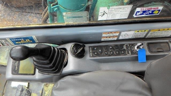 320D # BWZ02064 6987ชั่วโมง รถปี2007 แทรก80 เก่าญี่ปุ่น 320D # BWZ02064 6987ชั่วโมง รถปี2007 แทรก80 เก่าญี่ปุ่น