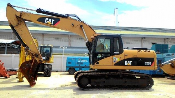 320D # BWZ02064 6987ชั่วโมง รถปี2007 แทรก80 เก่าญี่ปุ่น 320D # BWZ02064 6987ชั่วโมง รถปี2007 แทรก80 เก่าญี่ปุ่น