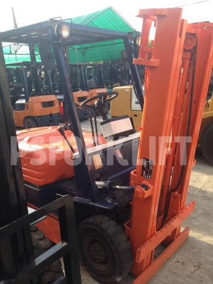 ขายฟอร์คลิฟท์ โตโยต้า 5FG10 เสาสูง 3 ม. จากประเทศญี่ปุ่น ขายฟอร์คลิฟท์ โตโยต้า 5FG10 เสาสูง 3 ม. จากประเทศญี่ปุ่น
