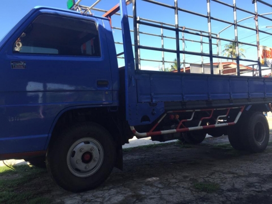 ราคาคุยกันได้ ขายหกล้อ 110 แรง หัวnkr รุ่นเก่ายาว4.50 พวงมาลัยเพาเวอร์ ยาง7.50 ขอบ15 ยางดี คัชชีดี ใช้ได้ปกติก เคื่องไม่เคยแตะ
