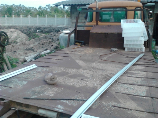 ขายเทรนเล่อ10ล้อเพลาเดียวใช้งานได้ปกติขายตามสภาพลดเหลือเพียง160000เท่านั้น