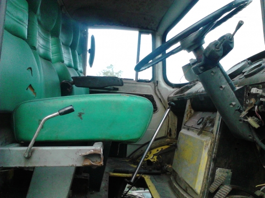 ขายเทรนเล่อ10ล้อเพลาเดียวใช้งานได้ปกติขายตามสภาพลดเหลือเพียง160000เท่านั้น