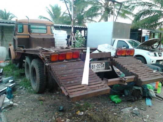 ขายเทรนเล่อ10ล้อเพลาเดียวใช้งานได้ปกติขายตามสภาพลดเหลือเพียง160000เท่านั้น