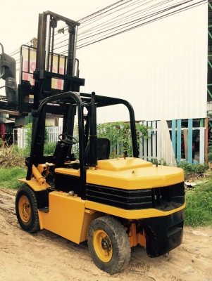 ขายรถโฟล์คลิฟต์ CATERPILLAR DP30 ยกสูง 4.30 เมตร 3 ตัน