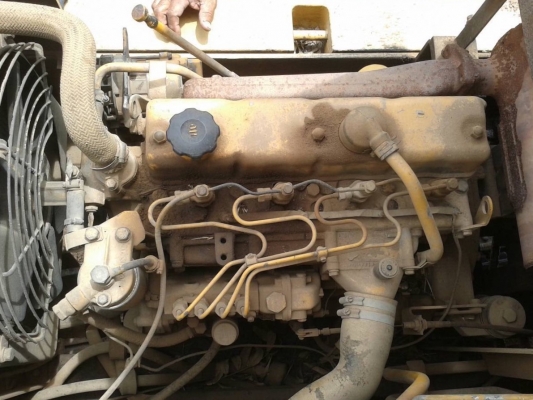 ขายแบคโฮ KOMATSU PC60-1 เก่านอก เอกสารใบอินวอยซ์ รถใช้งานอยู่ทุกวันครับ