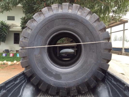 ขายยางรถตัก OTANI 26.5-25  ผ้าใบหนา 28 ชั้น ยางปี 14 ปลายปี