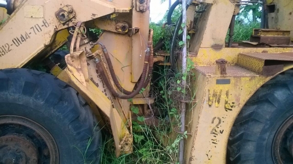 ขายรถตัก KAWASAKI รุ่น KSS6 เอวอ่อน สภาพใช้งานได้ ราคาต่อรองได้ครับ