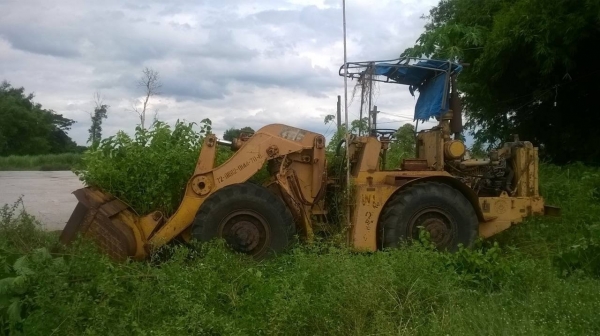 ขายรถตัก KAWASAKI รุ่น KSS6 เอวอ่อน สภาพใช้งานได้ ราคาต่อรองได้ครับ