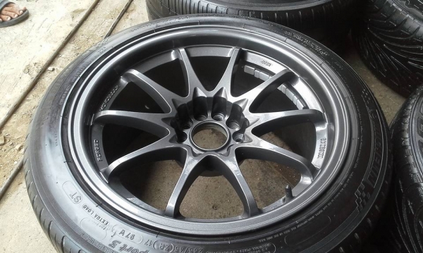 ขายล้อ ce28 ขอบ17" 8*9พร้อมยาง ขายล้อ ce28 ขอบ17" 8*9พร้อมยาง