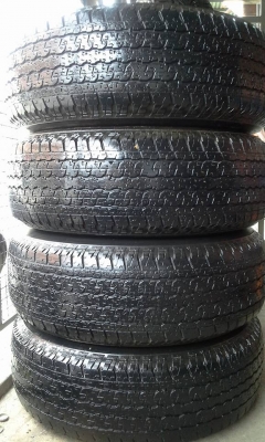 ขายล้อเล็บเหยี่ยวแท้ อีสุ พร้อมยาง 265/70/16 ขายล้อเล็บเหยี่ยวแท้ อีสุ พร้อมยาง 265/70/16