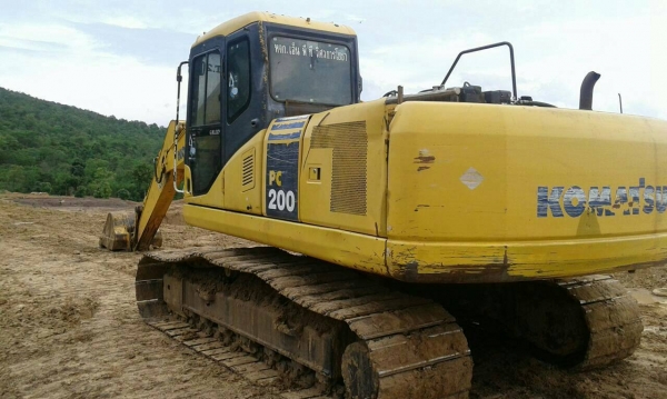 ขาย KOMATSU PC200-7 สภาพสวยพร้อมใช้ เอกสารเล่มทะเบียน ราคาต่อรองได้ ติดต่อได้ที่คุณ อ๊อฟ พิจิตร 086-737-9991 ขาย KOMATSU PC200-7 สภาพสวยพร้อมใช้ เอกสารเล่มทะเบียน ราคาต่อรองได้ ติดต่อได้ที่คุณ อ๊อฟ พิจิตร 086-737-9991