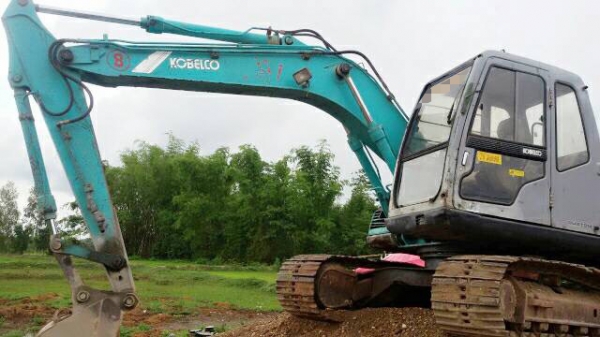 **890,000 บ.ต่อรอง/// แบคโฮ KOBE SK100 MARK V(5) Super **ขาย KOBELCO MARK 5 SK-100 Super แบคโฮ สภาพเก่านอก พร้อมลุย HYD.EXCAVATOR KOBELCO MARK V(5) Super SK100 ไฟฟ้าเต็ม เครื่องเดิม ปั้มเดิม ทำงานดี เร็ว ไม่โหลด เก่านอก ใช้งานในไทย ประมาณครึ่งปี ครับ บูมอ
