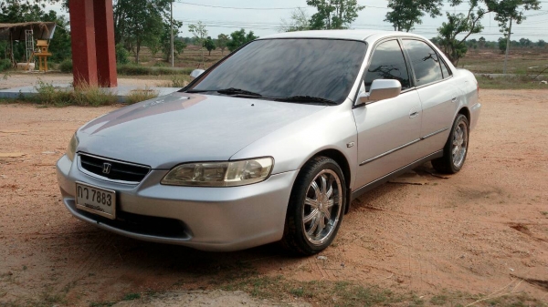 ขายดาวห์ฮอนด้า accord งูเห่า2.3 vti ปี 1999