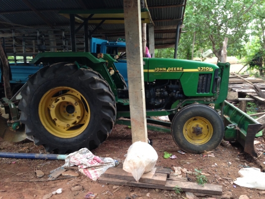 ขายรถไถ JOHN DEERE 5310 K (จอร์นเดียร์) 55 แรงม้า(ไม่ใช่แรงโม้) ขาย (350,000.-บาท)  ลดราคา เหลือ 330,000.- บาท  ลดลงอีกเหลือ 310,000.- (สุดท้าย)