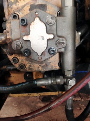 **580,000 บ.ต่อรอง/// แบคโฮ KOMATSU PC120-5 เล่มทะเบียน **ขาย KOMATSU PC120 รุ่น5 คอนโทรลยาว แบคโฮ120 ยอดนิยม HYD.EXCAVATOR KOMATSU PC120-5 คอนโทรลยาว ไฟฟ้าตัด เครื่องเดิม ปั้มเดิม เครื่องดี แน่น ปั้มดี แรงดี ทำงานดี เร็วดี บูมอาร์มดี สวย ไม่ปะไม่ดาม บุ้ง