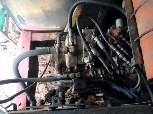 **580,000 บ.ต่อรอง/// แบคโฮ KOMATSU PC120-5 เล่มทะเบียน **ขาย KOMATSU PC120 รุ่น5 คอนโทรลยาว แบคโฮ120 ยอดนิยม HYD.EXCAVATOR KOMATSU PC120-5 คอนโทรลยาว ไฟฟ้าตัด เครื่องเดิม ปั้มเดิม เครื่องดี แน่น ปั้มดี แรงดี ทำงานดี เร็วดี บูมอาร์มดี สวย ไม่ปะไม่ดาม บุ้ง