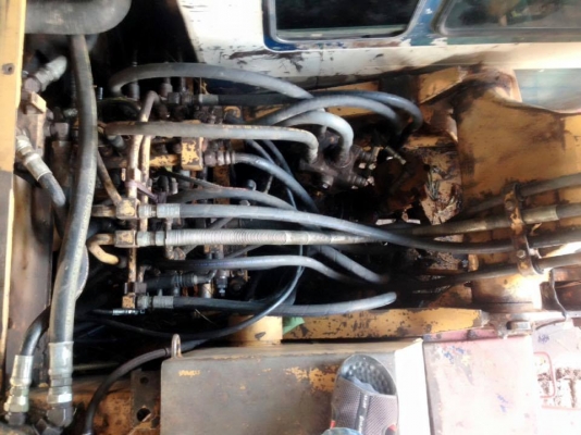 **580,000 บ.ต่อรอง/// แบคโฮ KOMATSU PC120-5 เล่มทะเบียน **ขาย KOMATSU PC120 รุ่น5 คอนโทรลยาว แบคโฮ120 ยอดนิยม HYD.EXCAVATOR KOMATSU PC120-5 คอนโทรลยาว ไฟฟ้าตัด เครื่องเดิม ปั้มเดิม เครื่องดี แน่น ปั้มดี แรงดี ทำงานดี เร็วดี บูมอาร์มดี สวย ไม่ปะไม่ดาม บุ้ง