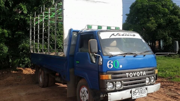 ขายรถ6ล้อ DYNA115 14Bแชชซีสวยเครื่องดี พร้อมคอกแผงเหล็ก ภายในครบ ทะเบียนพร้อมโอน พร้อมใช้งาน ขายรถ6ล้อ DYNA115 14Bแชชซีสวยเครื่องดี พร้อมคอกแผงเหล็ก ภายในครบ ทะเบียนพร้อมโอน พร้อมใช้งาน