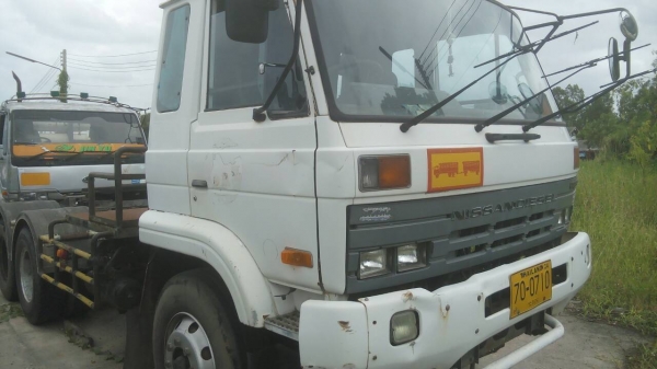 ขายด่วนครับ หัวลาก NISSAN UD CWM430HT เครื่อง 290 TERBO ปี35 -40 จำนวน 5 คัน