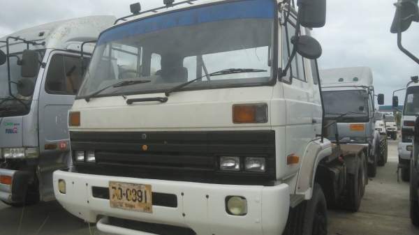 ขายด่วนครับ หัวลาก NISSAN UD CWM430HT เครื่อง 290 TERBO ปี35 -40 จำนวน 5 คัน