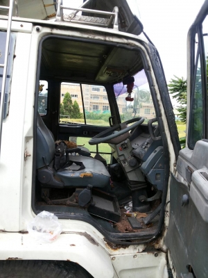 ขาย10ล้อเพลาเดียวครับพร้อมตู้ทำความเย็นด่วนมี2คันคับ