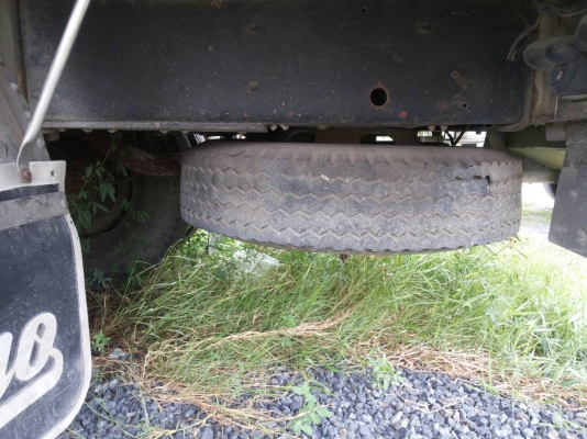 ขาย10ล้อเพลาเดียวครับพร้อมตู้ทำความเย็นด่วนมี2คันคับ