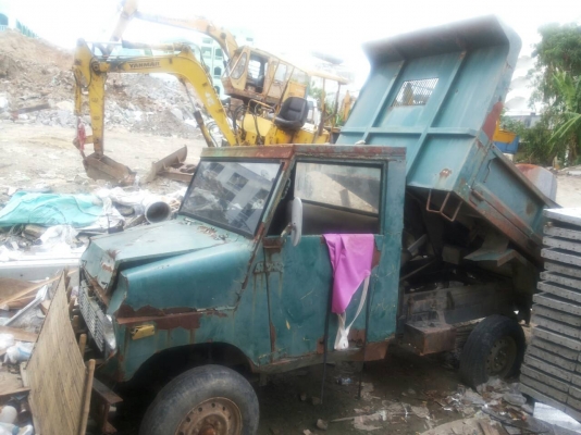 ขายรถดั้ม ตามสภาพ รถจอดไว้ไมใช้มาหลายปีแต่วิ่งสบาย