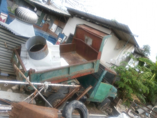 ขายรถดั้ม ตามสภาพ รถจอดไว้ไมใช้มาหลายปีแต่วิ่งสบาย