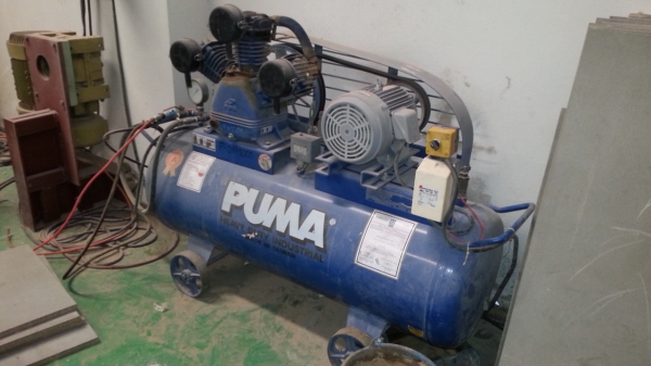 ขายป้๊มลมพูม่า 5 แรง 32,000 บาท 7.5 แรง 43,000 บาท